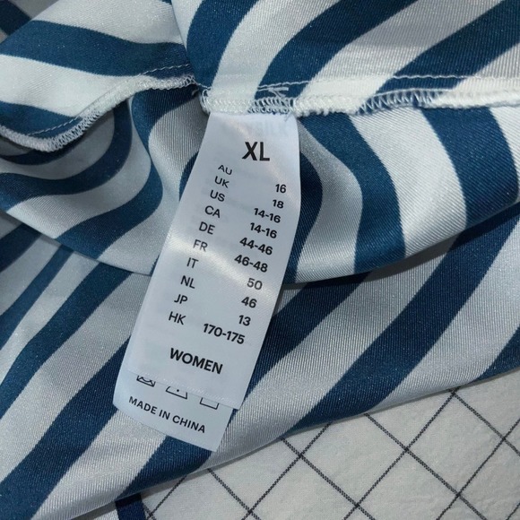 Lilly Silk Amalfi Stripe Silk Shirtdress with Belt and Pockets! - Picture 8 of 10